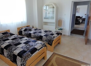 2 chambres, Wi-Fi gratuit, draps fournis