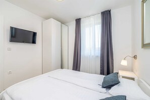 1 soverom, safe på rommet, wi-fi og sengetøy