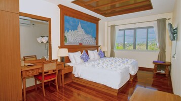 Apartment Suite, Shower | In-room safe, desk, soundproofing, iron/ironing board