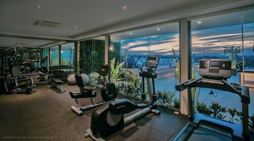 Sunset Palace View Suites