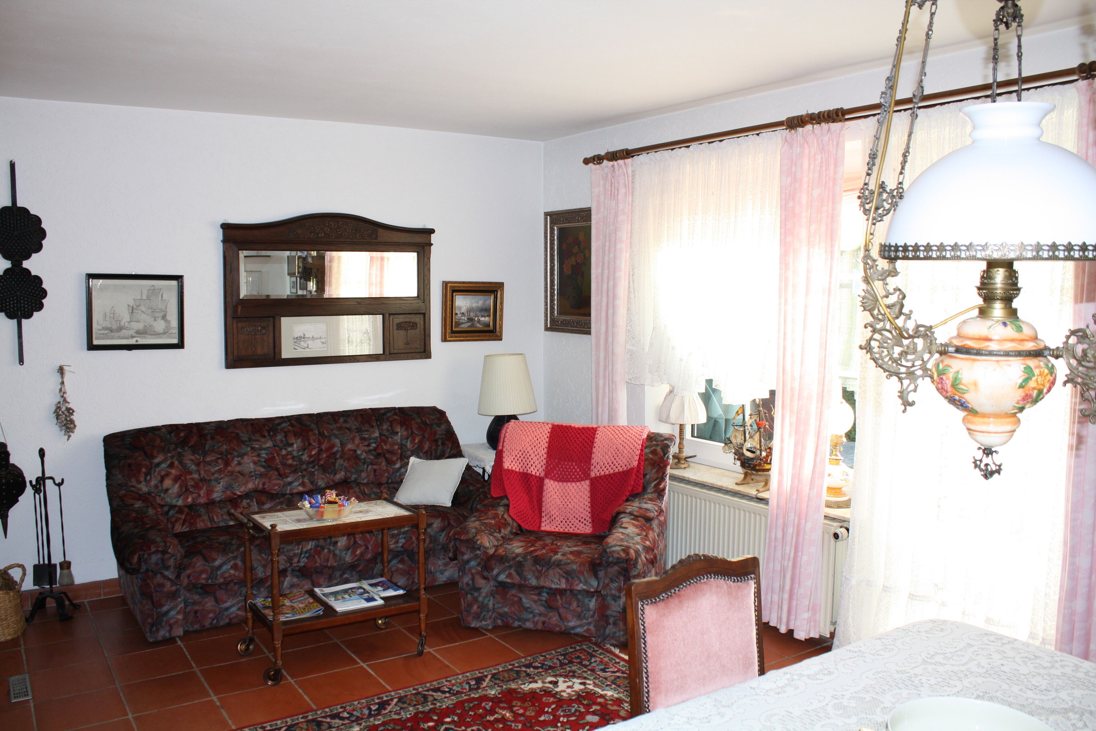 Greta am Siel: Rustic-romantic apartment, garden, close to the center, Greetsiel