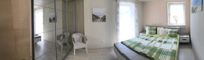 2 makuuhuonetta, silitysrauta/-lauta, vauvan matkasänky, Wi-Fi