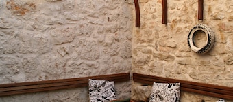Lovingly renovated stone house with courtyard & brick barbecue area