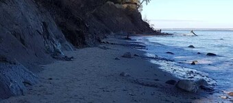 Vacation bungalow with a garden property only 3 minutes away from the beach