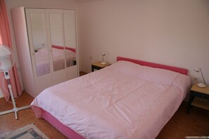 2 chambres, Wi-Fi gratuit, draps fournis