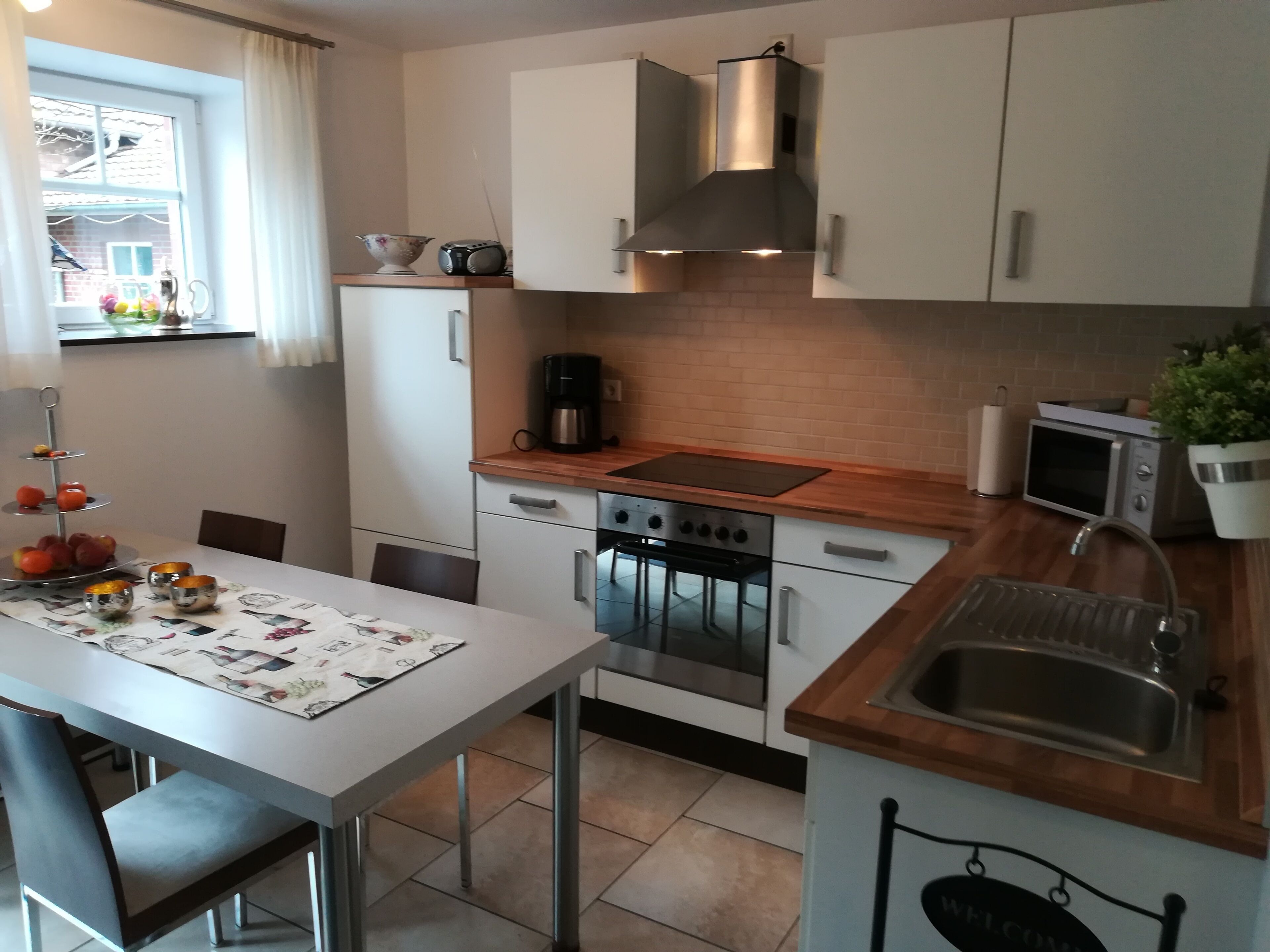 Welcome to the Wissing family's holiday farm. Happy with your dog.