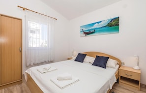 2 quartos, Wi-Fi de cortesia, roupa de cama