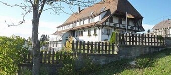 4 stars, fantastic location with Alpine panorama, excl. Equipment, bright and quiet