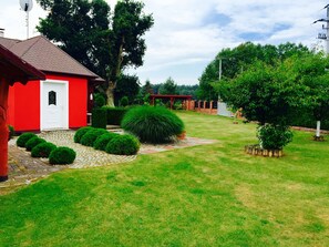 المنطقة المحيطة بالمنشأة