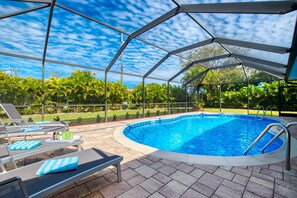 Beheizter Pool