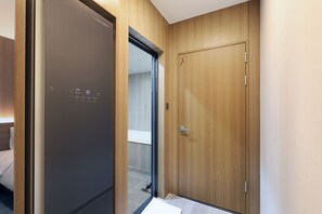 Premium Twin Room, Multiple Beds, Non Smoking | Desk, laptop workspace, blackout drapes, free WiFi - Brown-dot Hotel Paju Heyri (Paju)