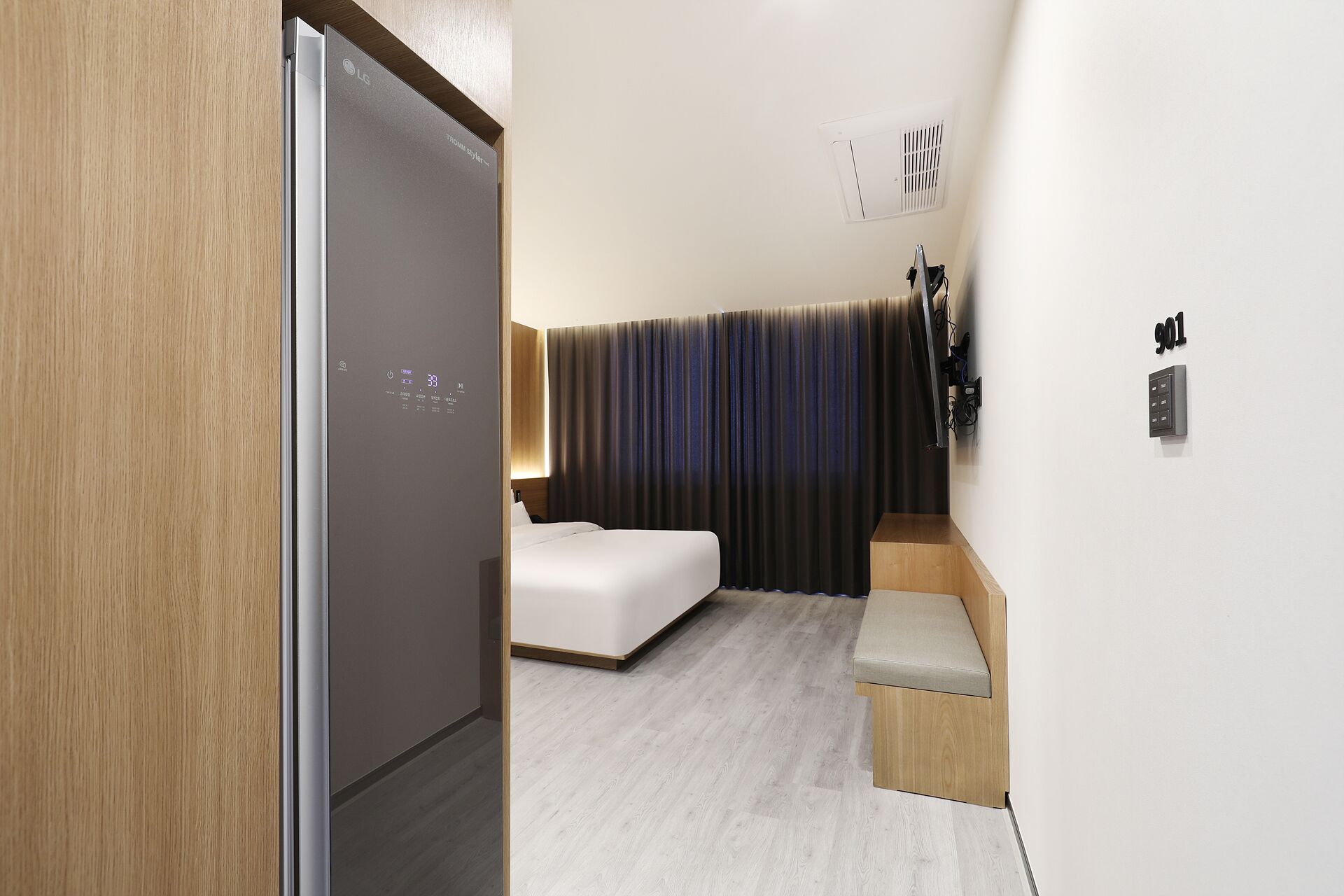 premium room, 1 king bed, non smoking | 1 bedroom, desk, laptop workspace, blackout curtains