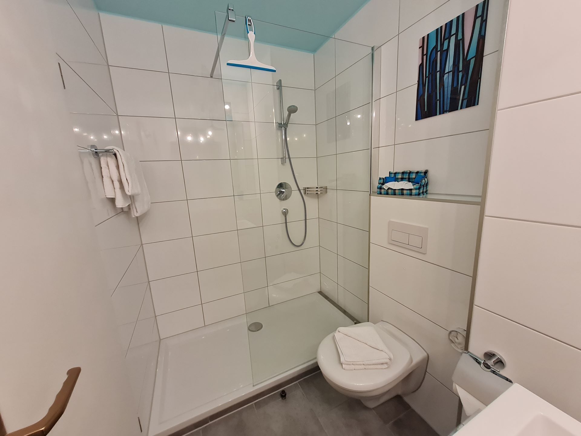 Nice and quiet 2-room apartment - balcony, Wi-Fi, TV, near the city center