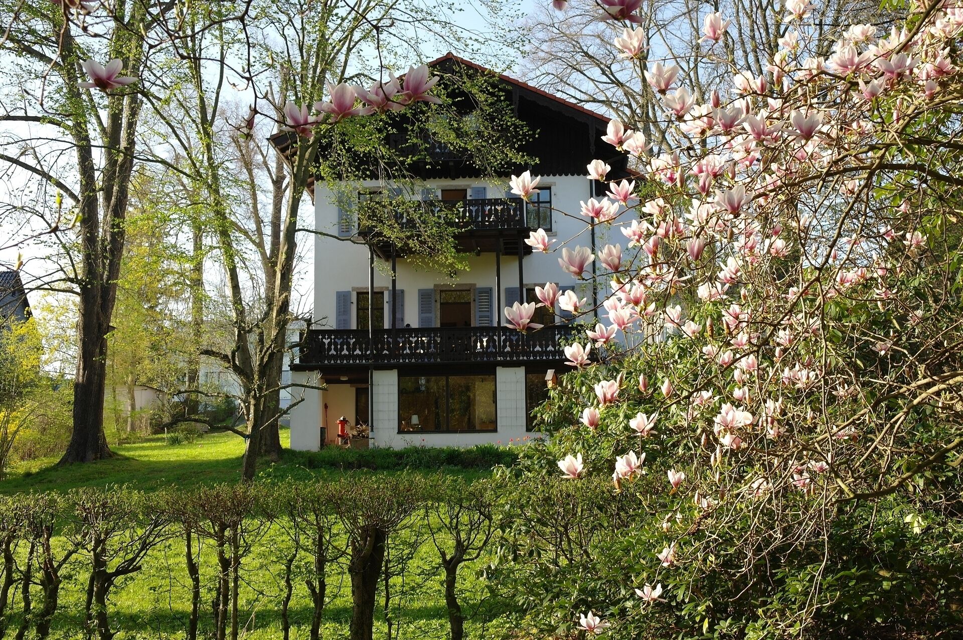 Apartment in the "Villa Schweizerhaus" at the baroque castle Lichtenwalde