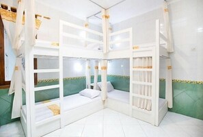 City Room, Multiple Beds, Non Smoking, City View | 4 bedrooms, Egyptian cotton sheets, premium bedding, down comforters