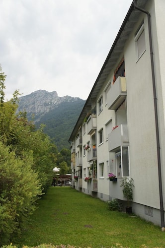 Gemütliche Stadtwohnung mit Carport für 2 bis 5 Personen in Thermennähe
