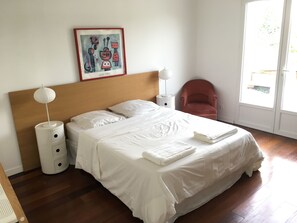 4 habitaciones, cuna de viaje y wifi 