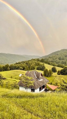 Exterior. Fascinating holiday home in the middle of the Maramureş mountains