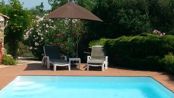 Piscine extérieure, piscine chauffée