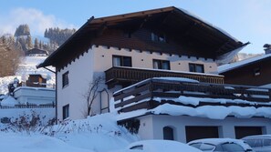 Esterni