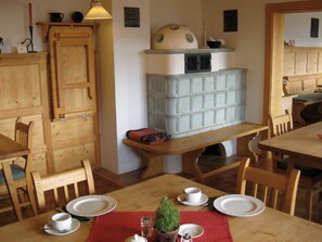 Dining - Landhaus Windrose - double room/overnight stay Enzian with south-facing balcony (Jungholz)