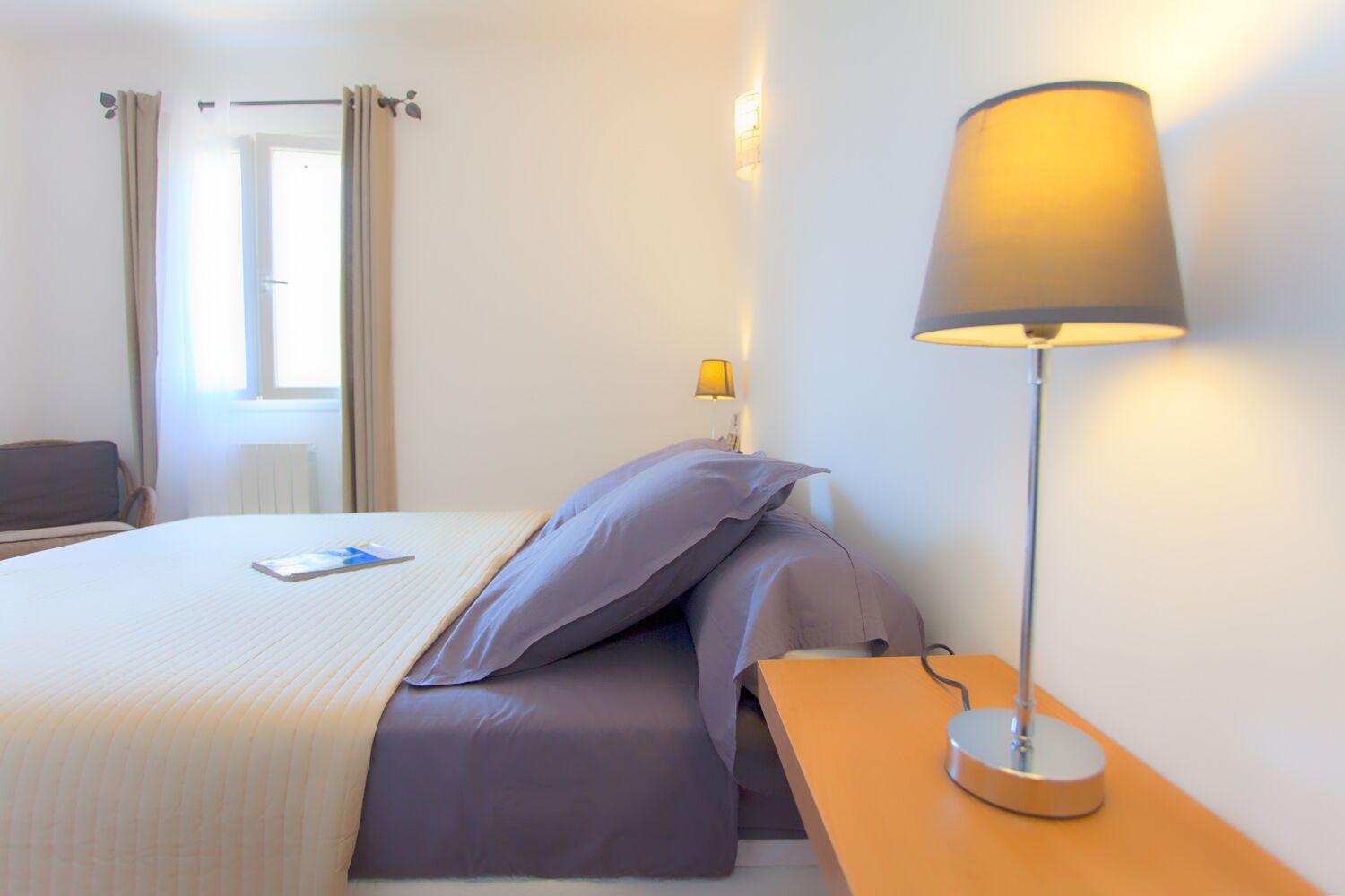 1 chambre, lit parapluie, Wi-Fi gratuit, draps fournis