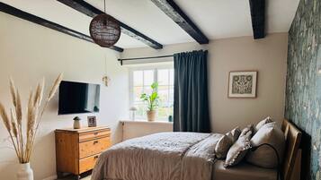 2 Schlafzimmer, Reisekinderbett, WLAN, Bettwäsche