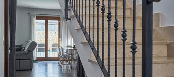 Peral Cas Concos Reihenhaus mit privatem Pool und Terrasse, Klima und Wifi