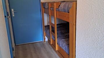 Fer et planche à repasser