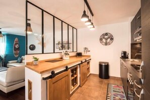 Fridge, microwave, oven, dishwasher - "Le16", Superb T4 Design 104m2, St Lary Centre (Saint-Lary-Soulan)