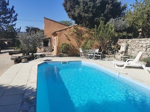 Piscine extérieure, piscine chauffée