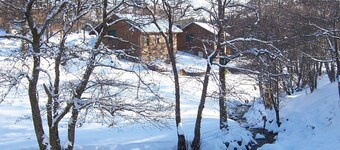 Chalet Hêtre, in the middle of a corner of paradise in Sancy-Artense (63)