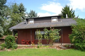 Exterior - Holiday home on the edge of Vogelsberg (Laubach)