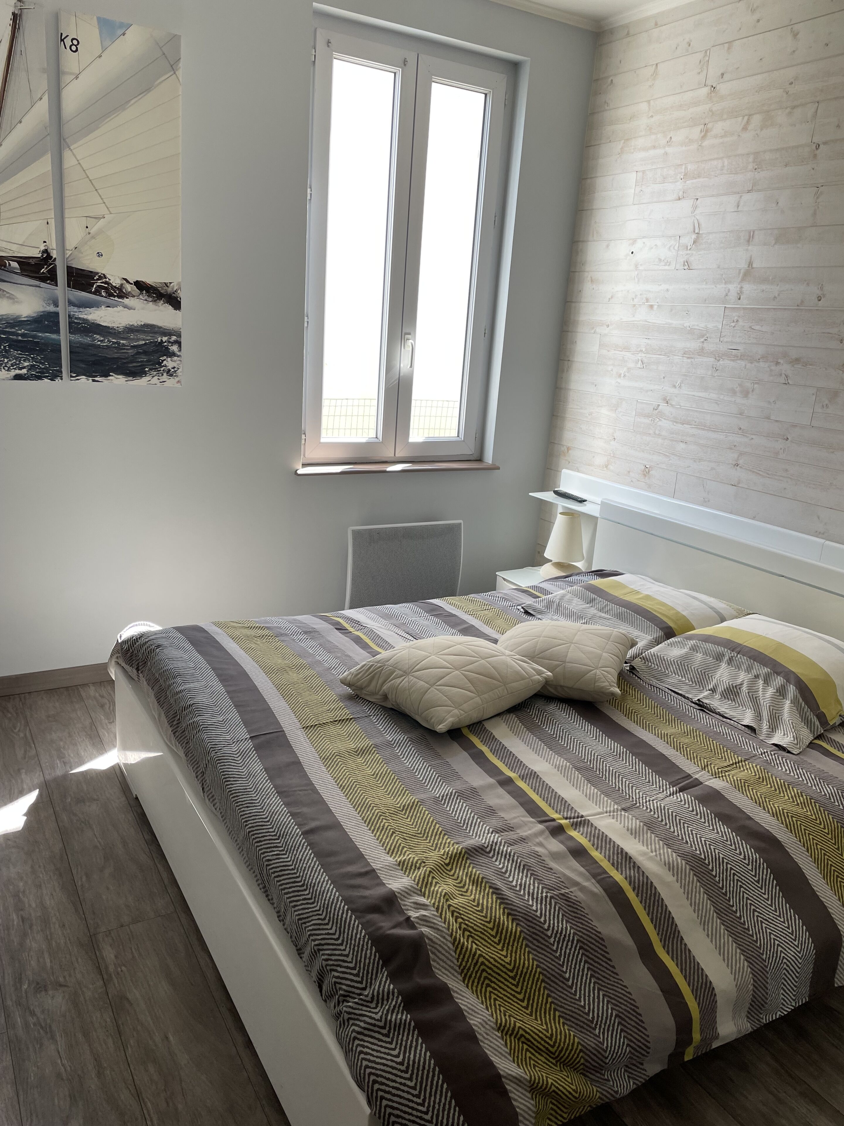 4 chambres, fer et planche à repasser, lit parapluie, Wi-Fi