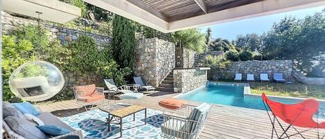 Piscine extérieure, piscine chauffée