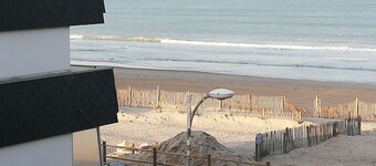 Apartment 2 Bedrooms + 1 Balcony cabin with sea view