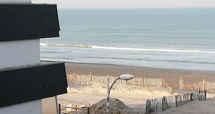 Apartment 2 Bedrooms + 1 Balcony cabin with sea view