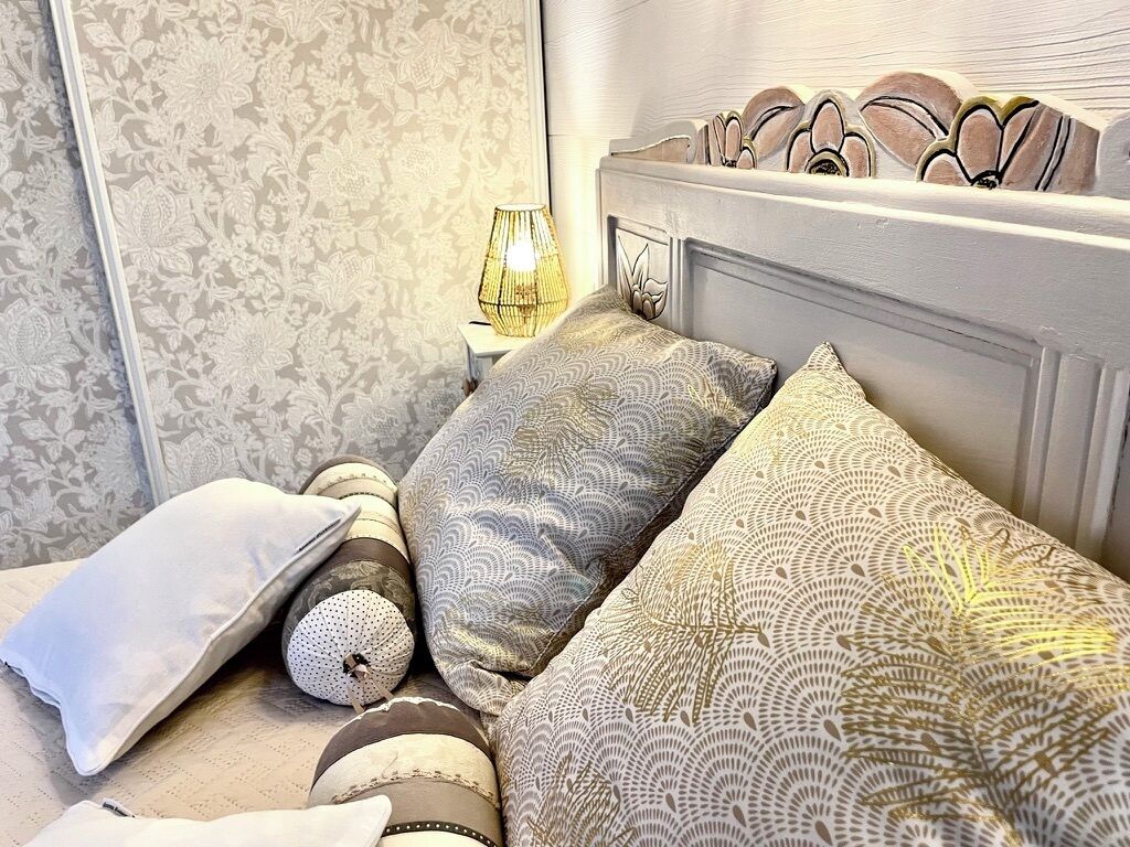 1 chambre, matelas mémoire de forme, fer et planche à repasser, Wi-Fi