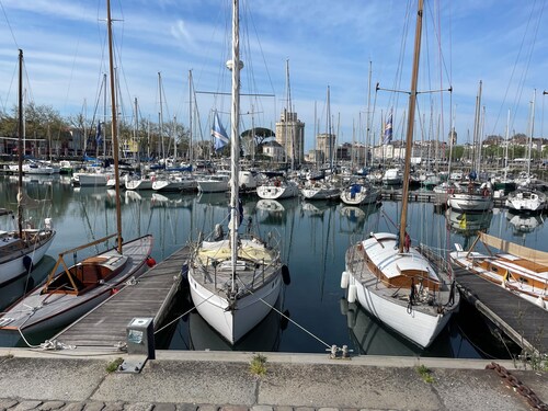 Studio plain-pied à La Cotinière  plage 100m,  port 150 m 