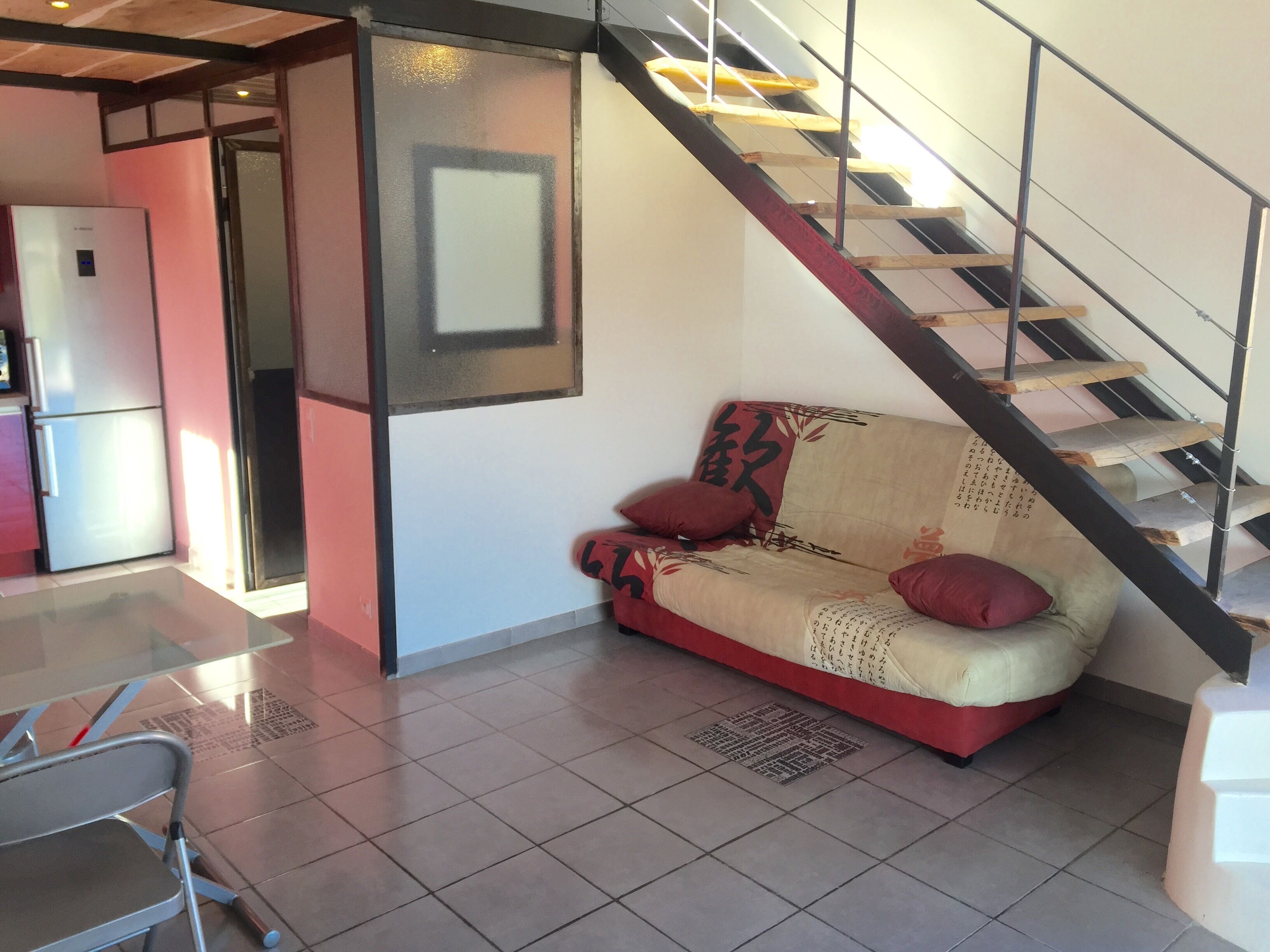 Beautiful studio with pool near Aix-en-Provence