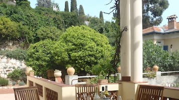 Restauration extérieure