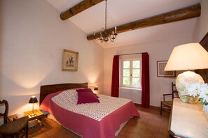 4 sovrum, strykjärn/strykbräda, resesäng och gratis wi-fi