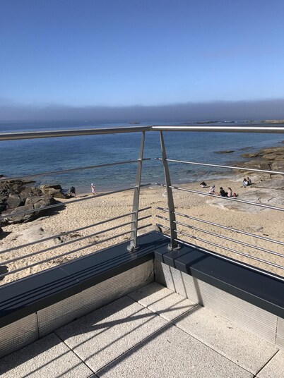 Your holidays in the water! In front of the sea