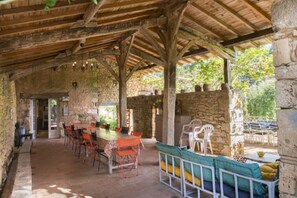 Outdoor dining - Charming gîte well restored real comfort (Paulhiac)