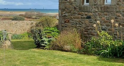 Jolie maison 6/8 personnes - Vue mer magnifique, située à 300m de la mer.