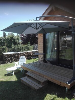 Terrace/patio - A wooden chalet in the heart of purple Perigord (Eymet)