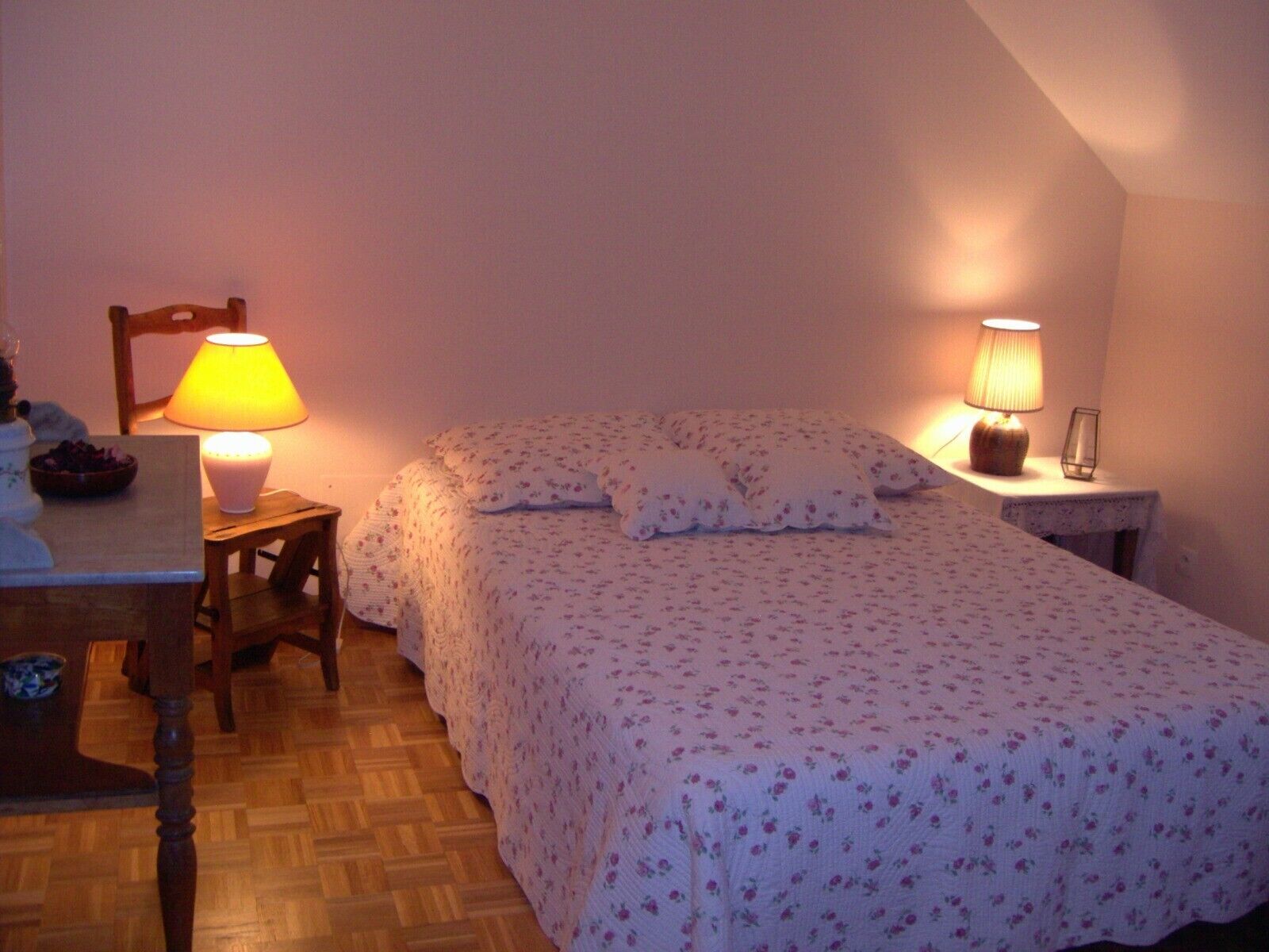 Charming cottage in Michaugues, a small village north of Burgundy