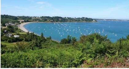 300m from the SEA, Breton house with large garden and sea view - WIFI