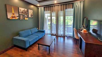 Chambre Double Luxe, 1 trĂšs grand lit, vue piscine