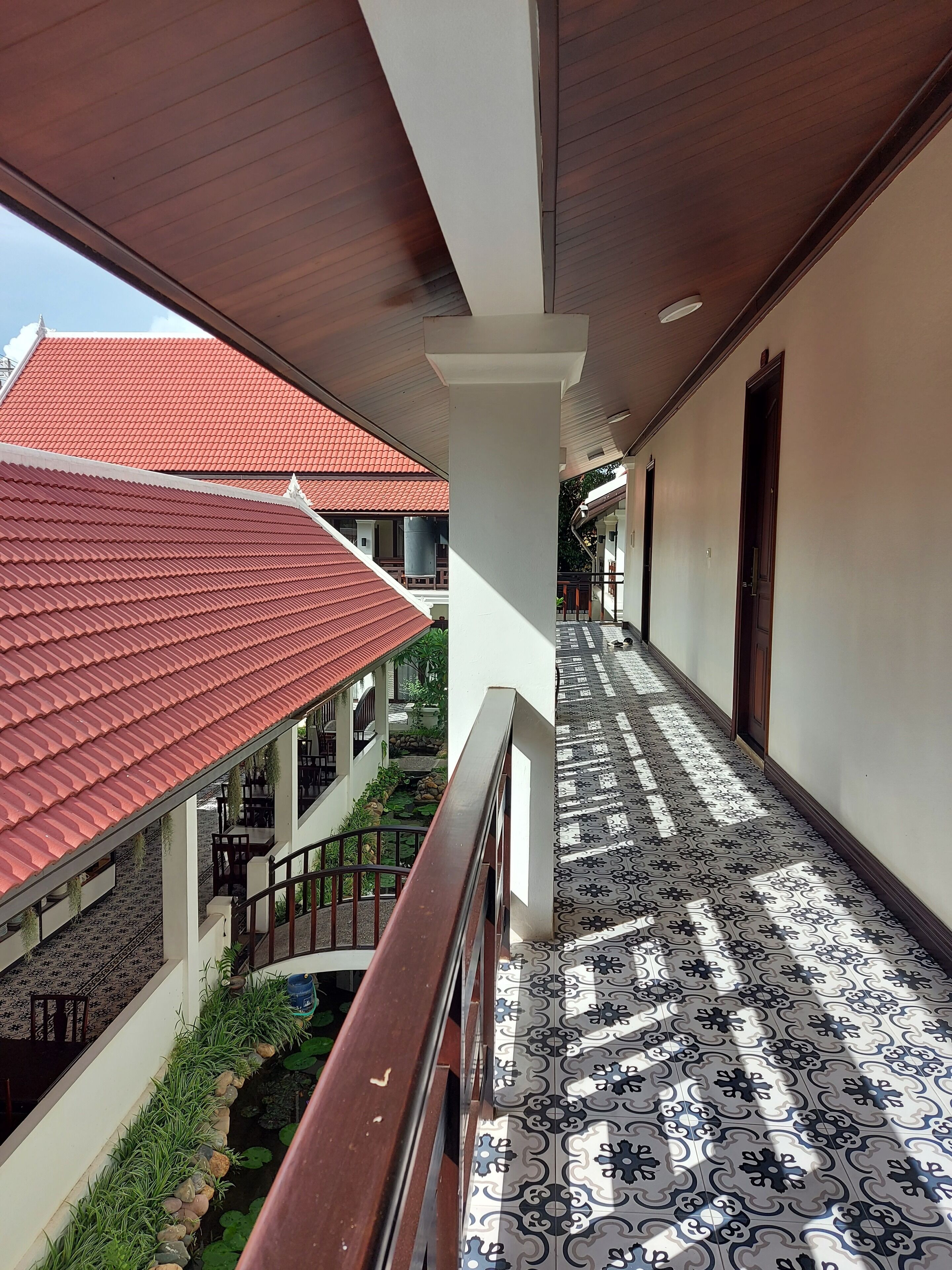 standard twin room, 2 single beds, garden view | terrace/patio